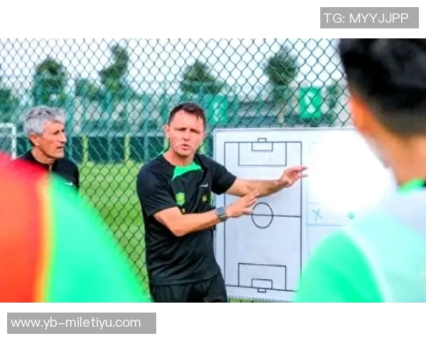 国安主帅拉米罗谈亚冠失利表示将微笑迎接赛季结束未来仍不确定